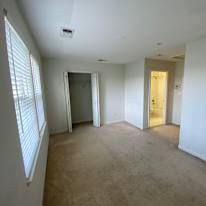 Tummanoon's room