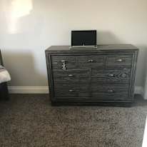 Jabez Jones's room