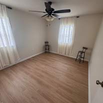 Albany's room