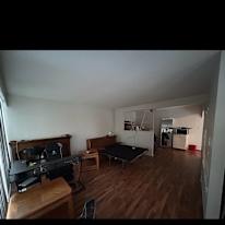 Frank samnani's room