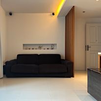 Oneleng's room