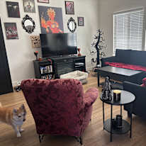 Vee's room