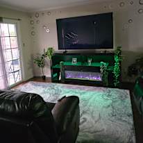 Sarya's room