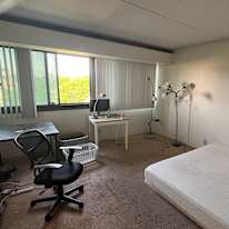 Weiyao's room