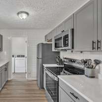 lifedoorrentals's room