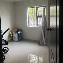 Sinazo's room