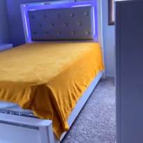 Lina francois's room