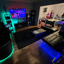 Jay's room