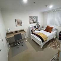 andre's room