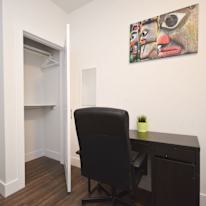 Engin's room