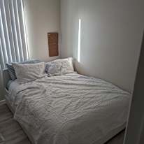 Andres's room