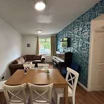 Selvin's room