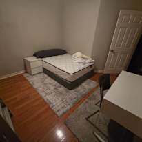 Steven Nguyen's room