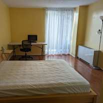 Thanh's room