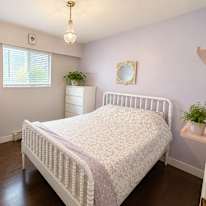 Shirin's room