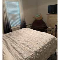 Julia Hensley's room