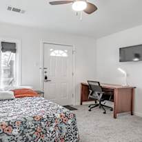 Magali A.'s room