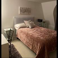 Dee's room