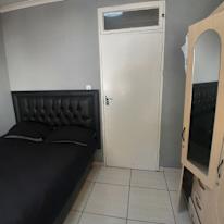 Erick's room