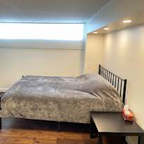 OLEKSANDR MARKOV's room