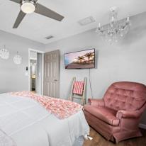 JENNIFER FOSTER's room