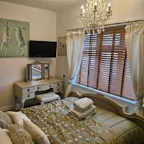 Anne's room