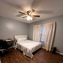 Estegenet's room