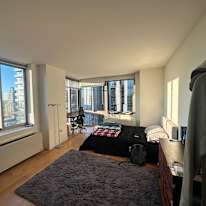 Rooholla's room