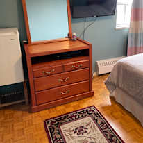 Kelly's room