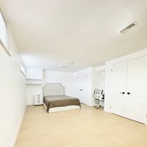 Toronto Room for Rent's room