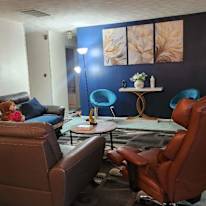 Faz's room