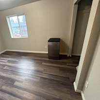 Dee's room