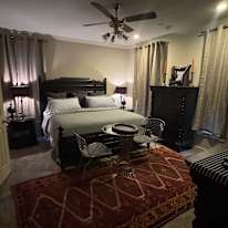 Floyd's room