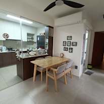 Yu Hui's room
