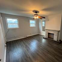 Montgomery St.'s room