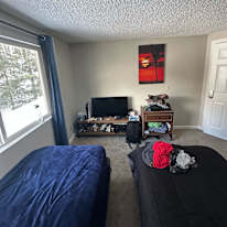 Ever's room