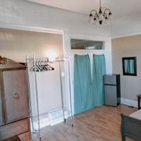 Tall Ceilings's room