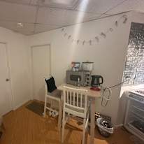 Merahi's room
