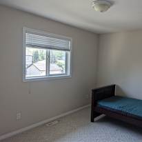 Ken's room
