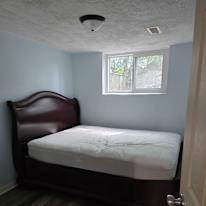 Inn's room
