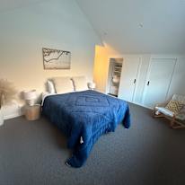 Linda A.'s room
