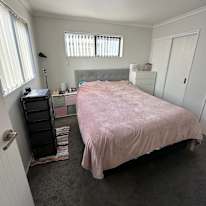 Naomi's room