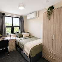 Anna's room