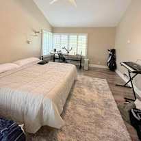 Peter Huang's room