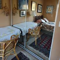 Gayle Wayne's room