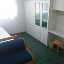 Yan's room