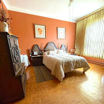 elisa's room