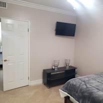 Reza Rezaiesarlak's room