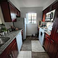 Joe Dee's room
