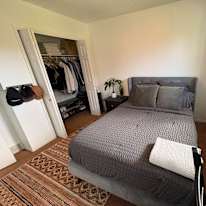 Emerald House's room